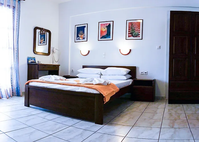 Dina Naxos דירה *